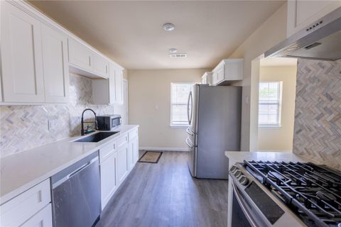 Tiny photo for 4942 Bataan Road, Houston, TX 77033 (MLS # 10630410)