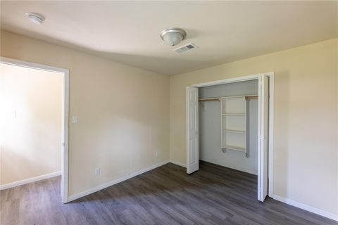 Tiny photo for 4942 Bataan Road, Houston, TX 77033 (MLS # 10630410)