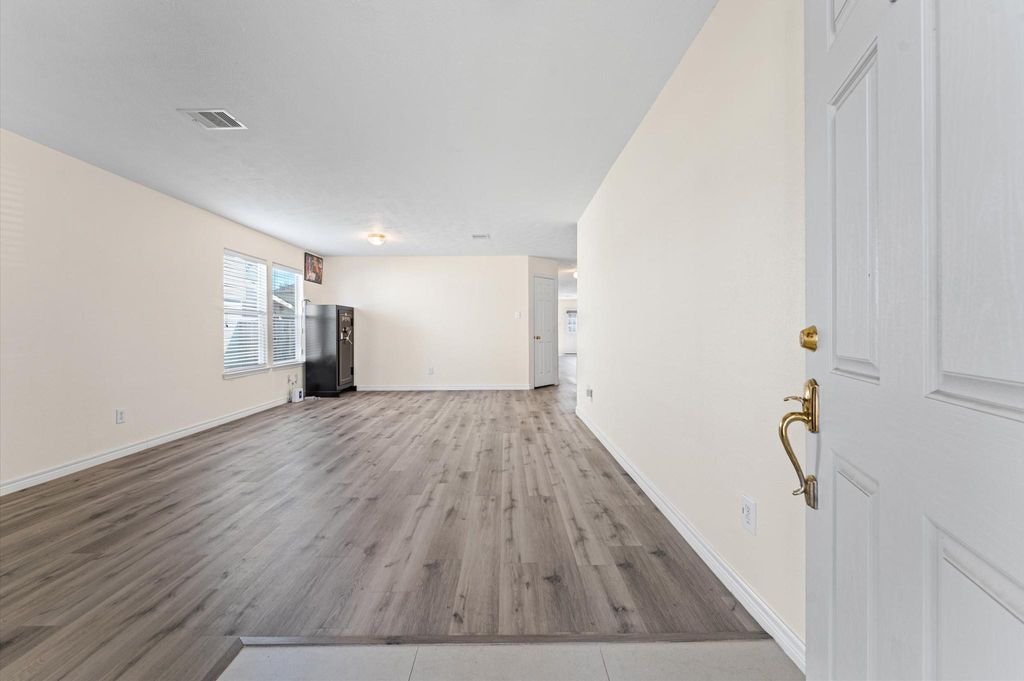 Photo of 18223 Sable Tree Drive, Houston, TX 77084 (MLS # 17440233)