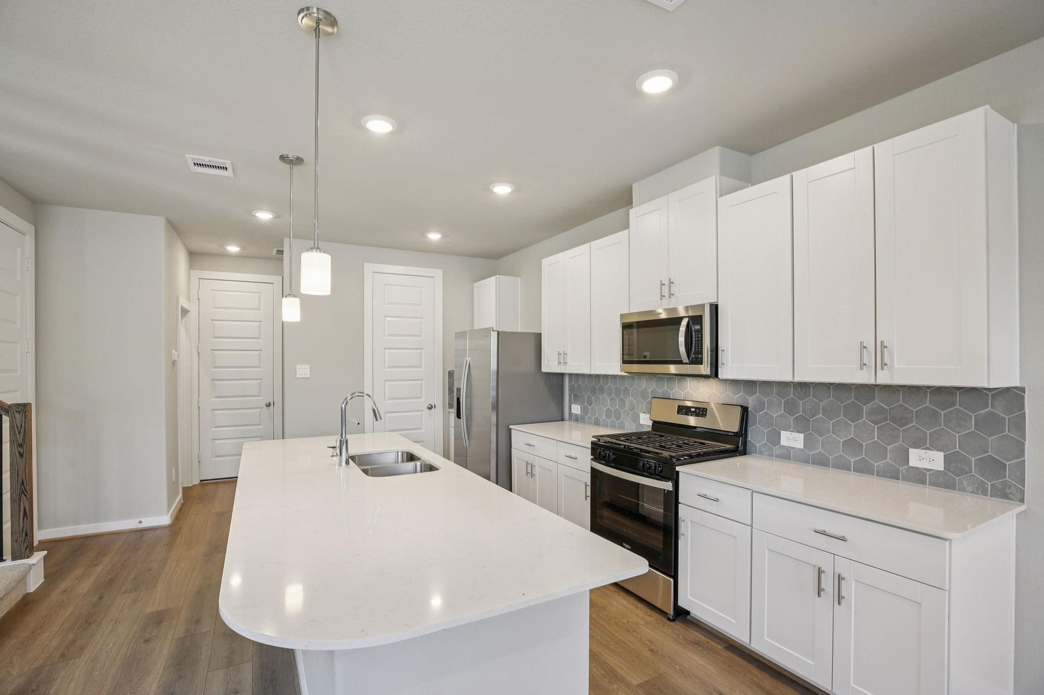 1139 Cedar Place Lane