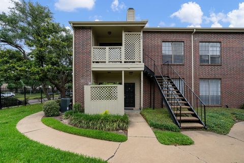 Photo of 8055 Cambridge Street #87, Houston, TX 77054 (MLS # 47434016)