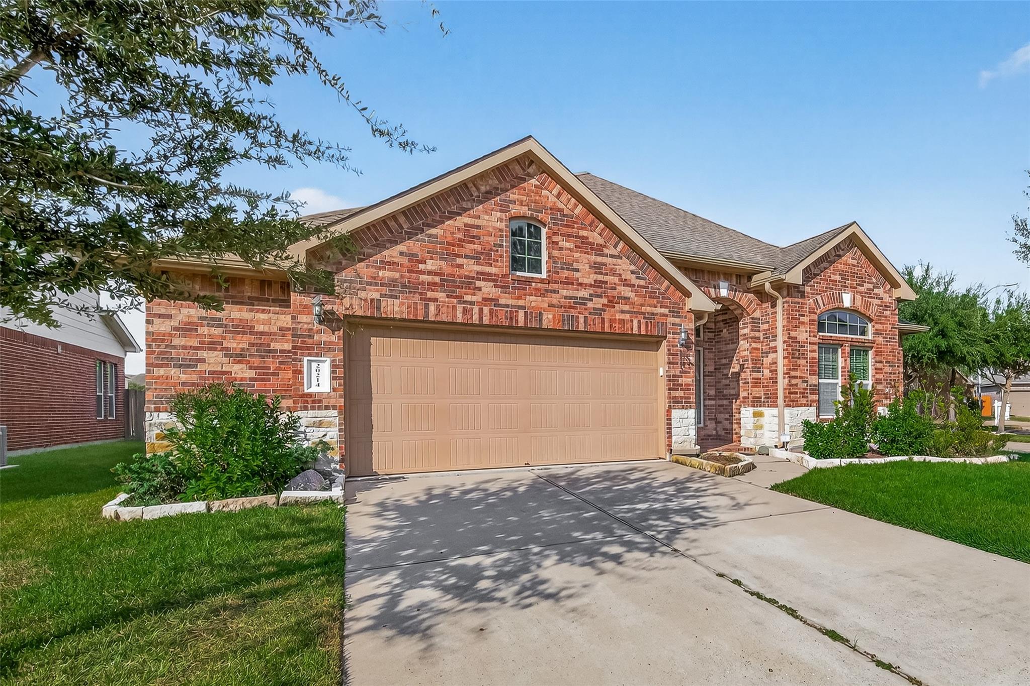 20214 Rusty Rock Lane