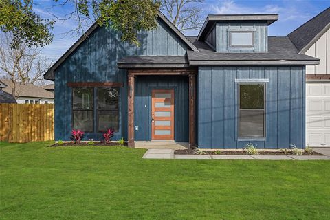 Tiny photo for 1807 Waco Street, Dayton, TX 77535 (MLS # 73889121)