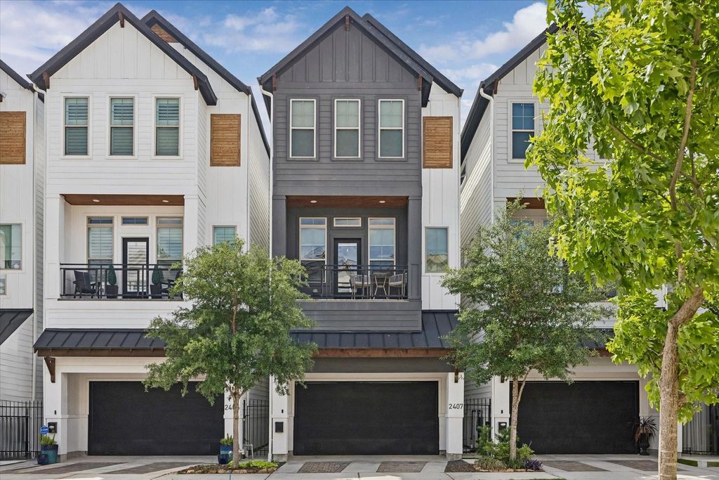 Photo of 2407 Bevis Street, Houston, TX 77008 (MLS # 14902798)