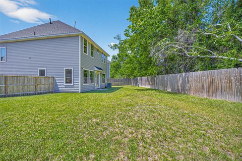 Tiny photo for 4902 Wunder Way, Houston, TX 77069 (MLS # 93951210)