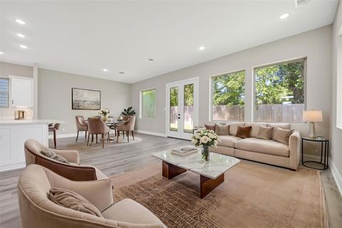 Tiny photo for 4902 Wunder Way, Houston, TX 77069 (MLS # 93951210)