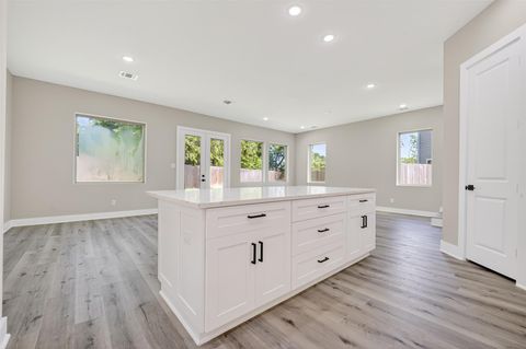Tiny photo for 4902 Wunder Way, Houston, TX 77069 (MLS # 93951210)
