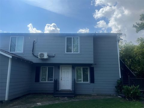 Photo of 5404 Pease Street #3, Houston, TX 77023 (MLS # 31883642)