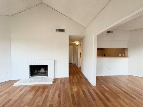 Photo of 10156 Waterstone Drive, Houston, TX 77042 (MLS # 42382254)