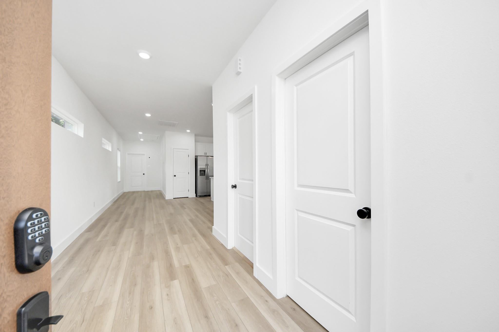 801 E 32nd 1/2 Street B