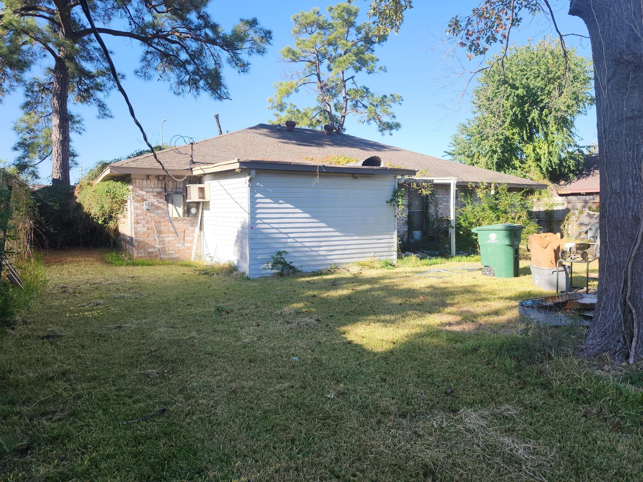 815 Centerwood Drive