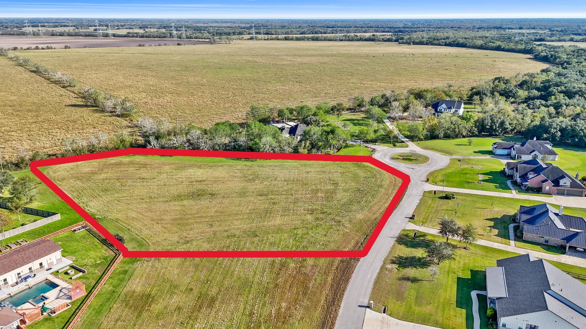 4918 Brazos Lakes Drive