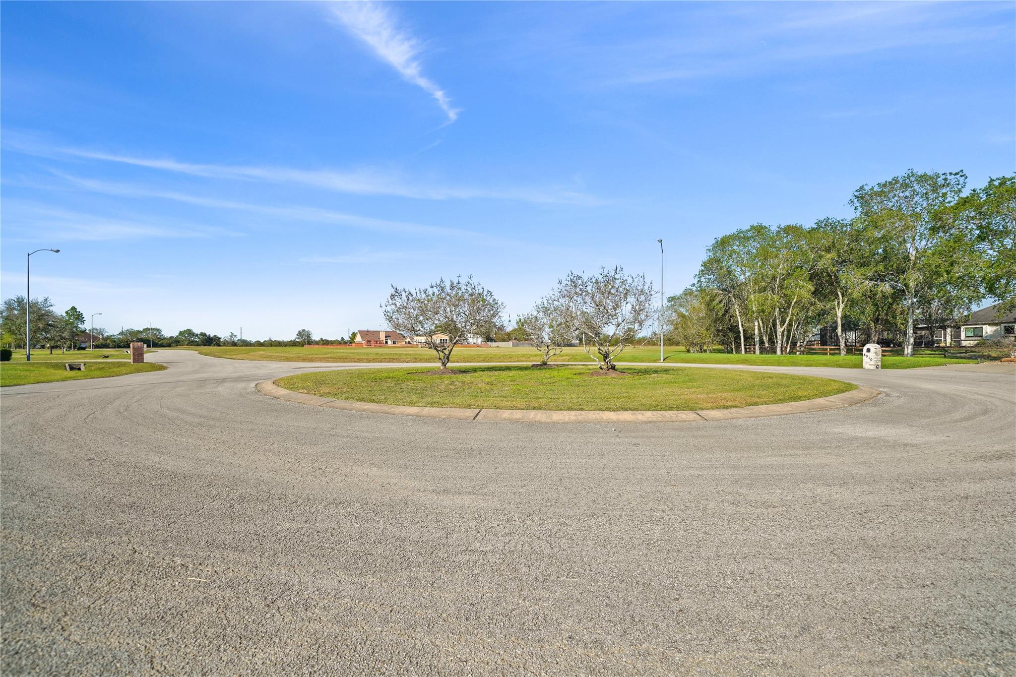 4918 Brazos Lakes Drive