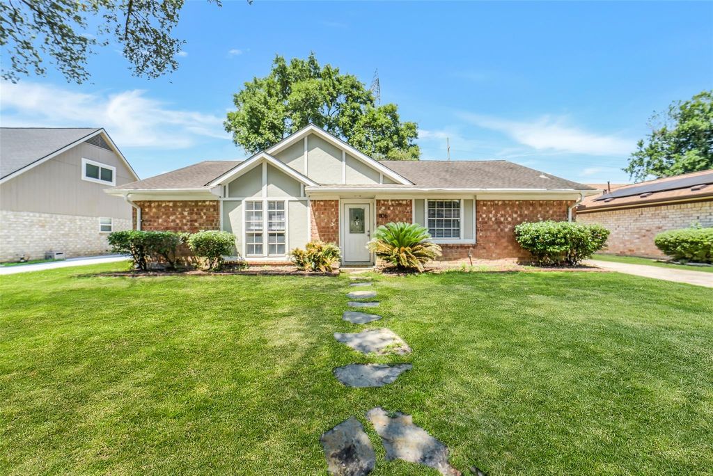 Photo of 806 Park Meadow Drive, Katy, TX 77450 (MLS # 28579403)