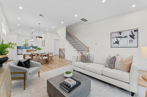 Apartment For Sale - 4125 De George Street<br/> Harris County, Houston, TX 77009