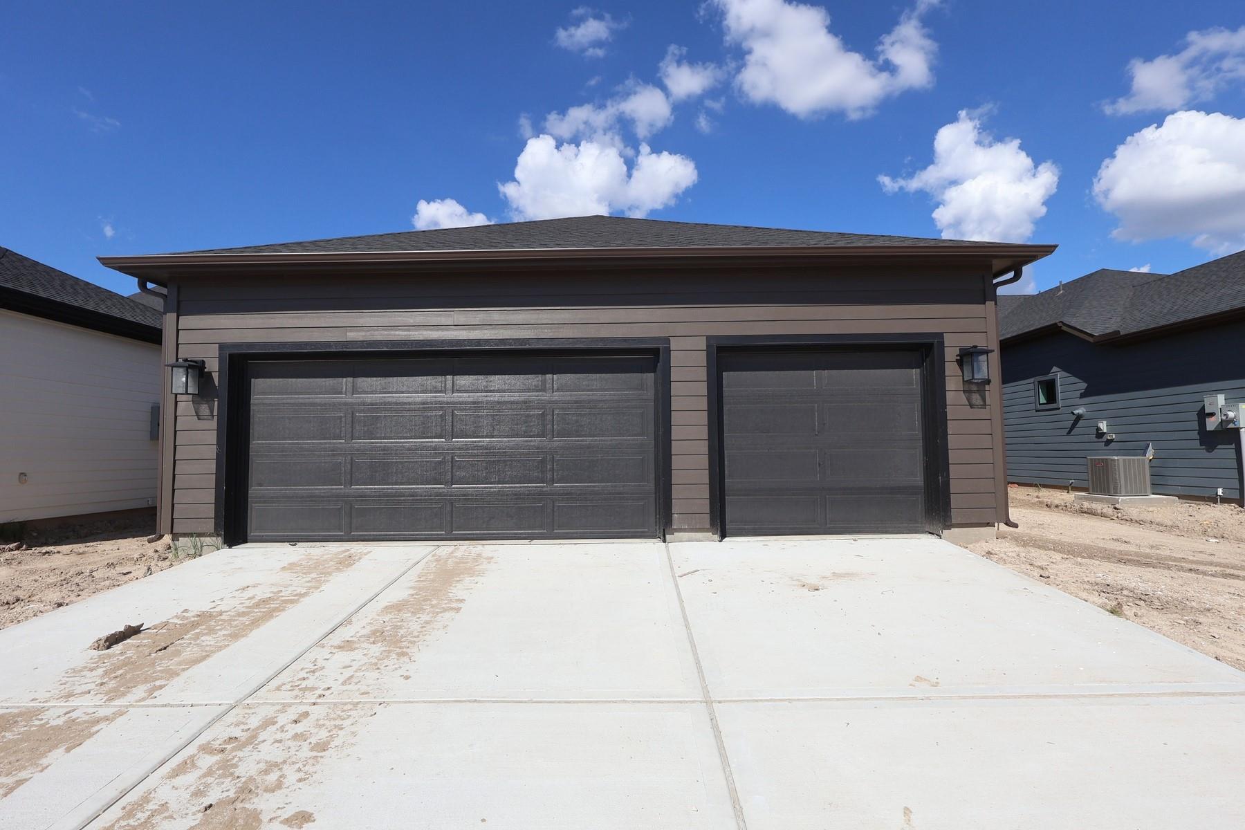 12415 Emerald Enclave Drive