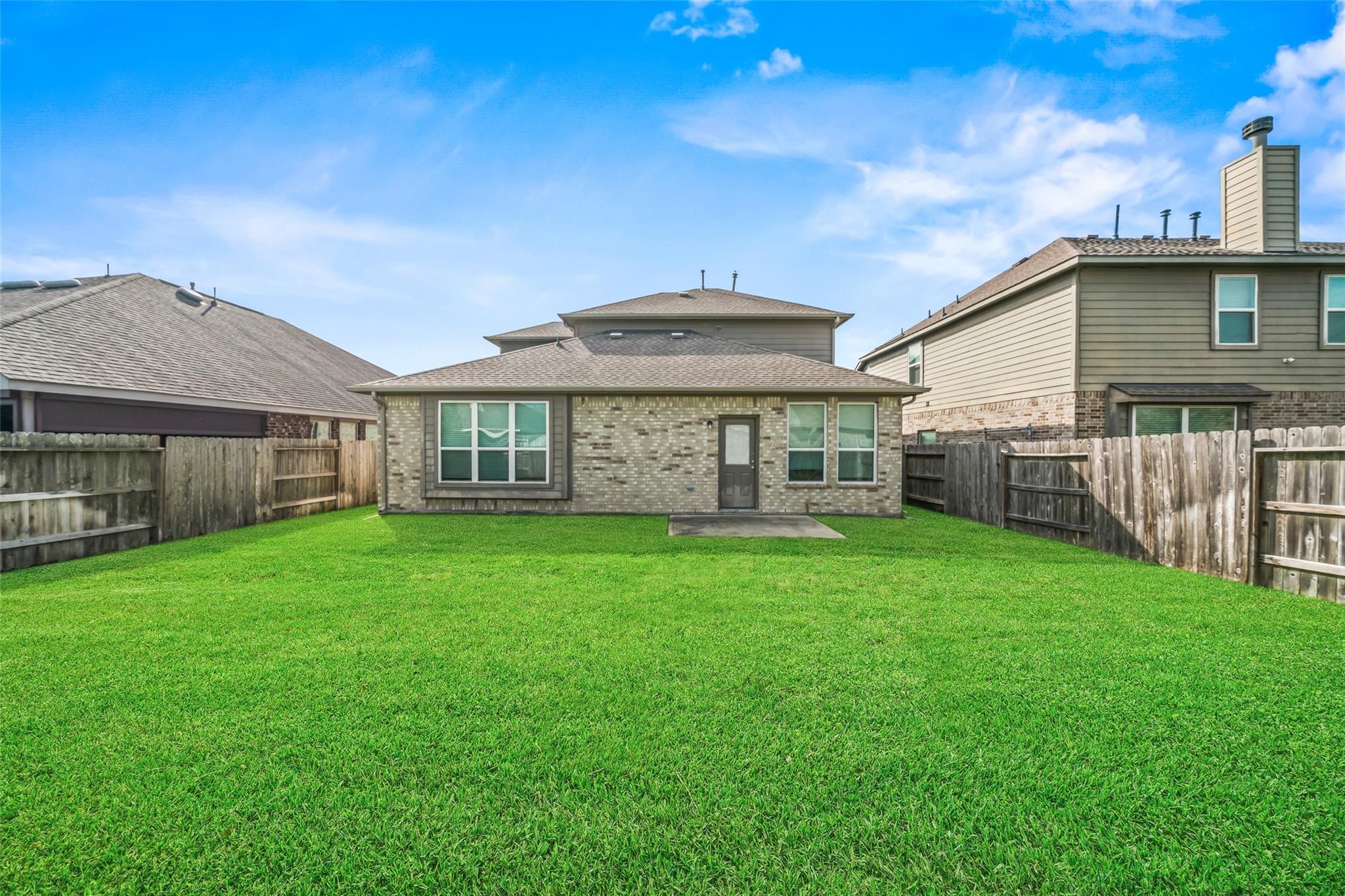 4509 Whitehaven Pine Way
