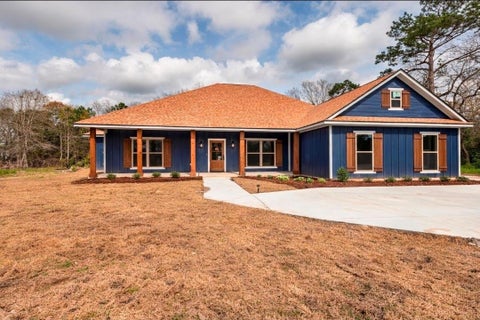 Photo of 7820 Tolivar Road, Beaumont, TX 77713 (MLS # 68876123)
