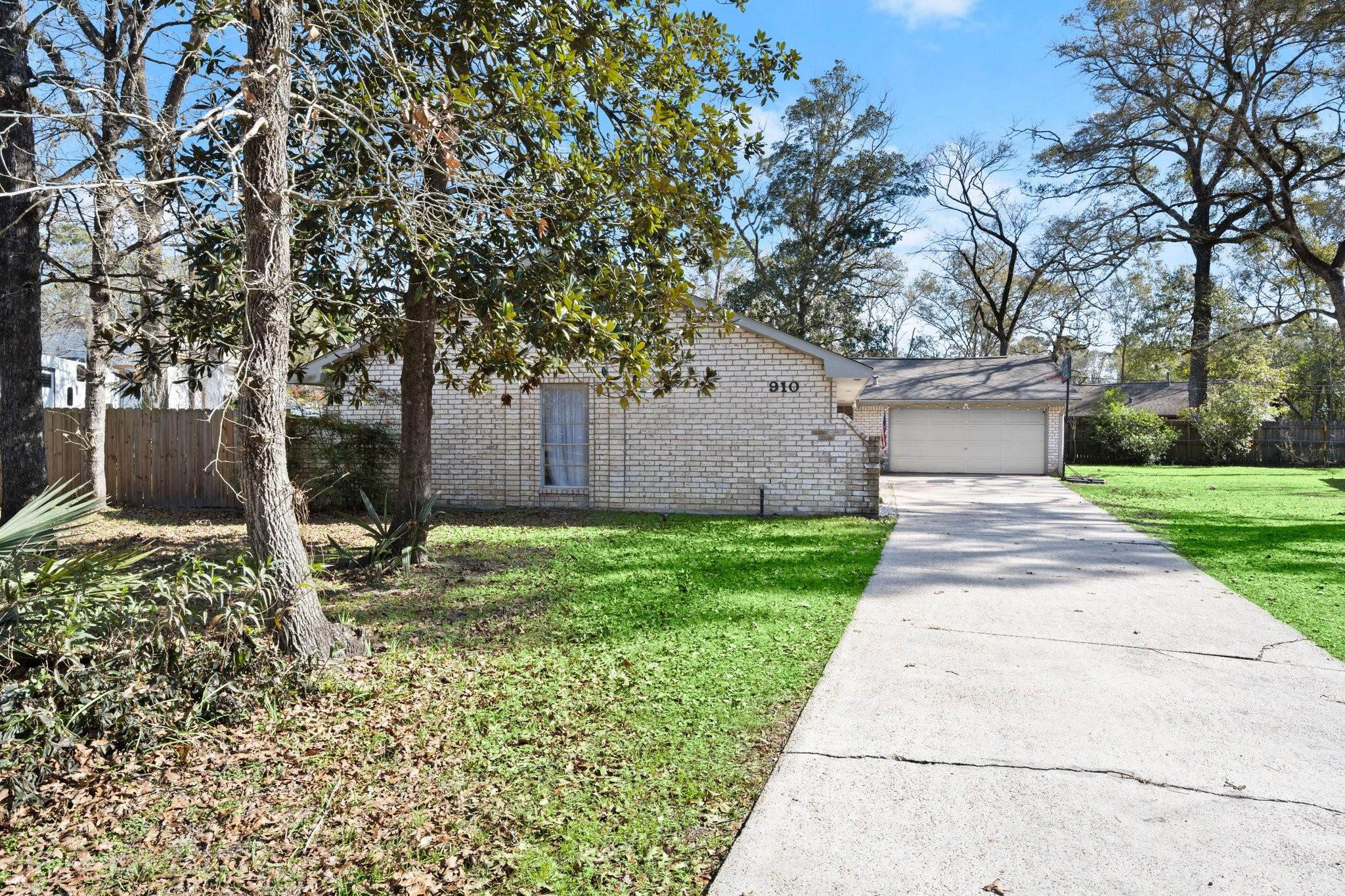 910 Brook Forest Court