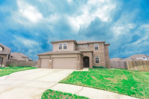 Property photo of 303 vineyard court, alvin, TX 77511
