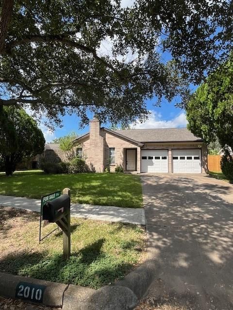 Photo of 2010 Windy Meadow Drive, Sugar Land, TX 77478 (MLS # 90274567)