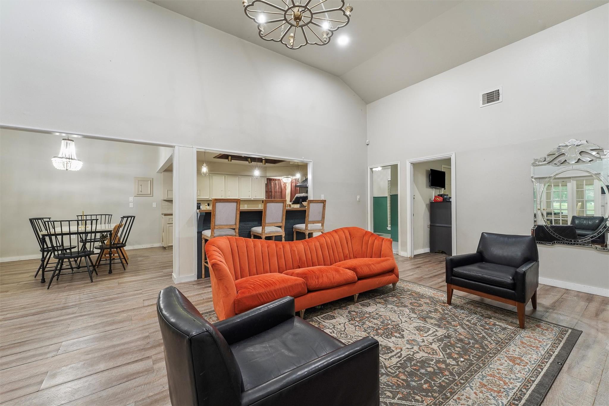 1506 Sahara Drive