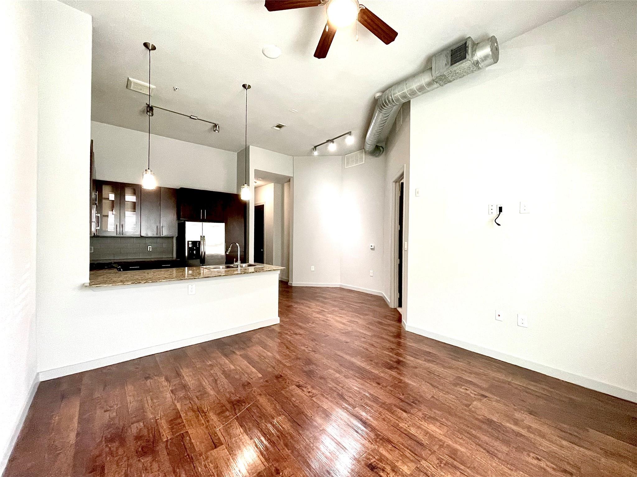 2525 Mccue St Road 125