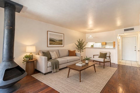 Condo For Rent - 3045 Walnut Bend Lane #33<br/> Houston, TX 77042