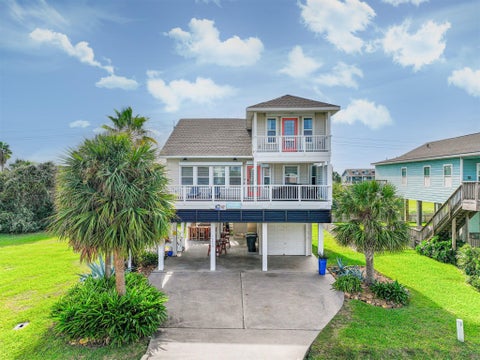 Photo of 13950 Pirates Beach Boulevard, Galveston, TX 77554 (MLS # 41200816)