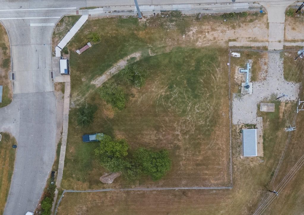 Photo of 0 W Montgomery Road, Houston, TX 77088 (MLS # 69809690)