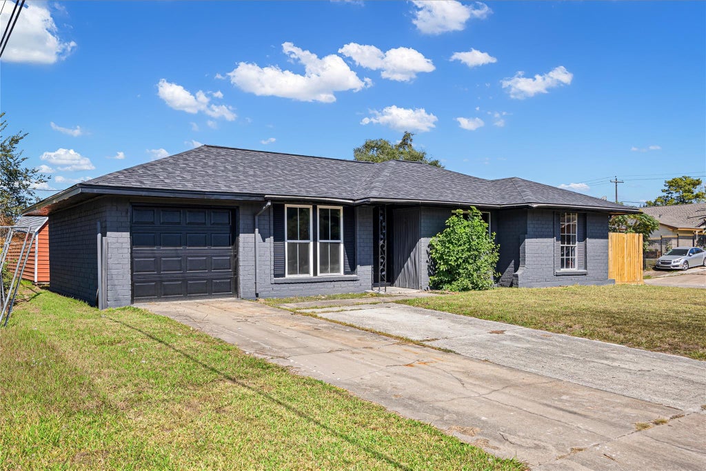 Photo of 3911 Sandy Meadow Lane, Houston, TX 77039 (MLS # 64618113)