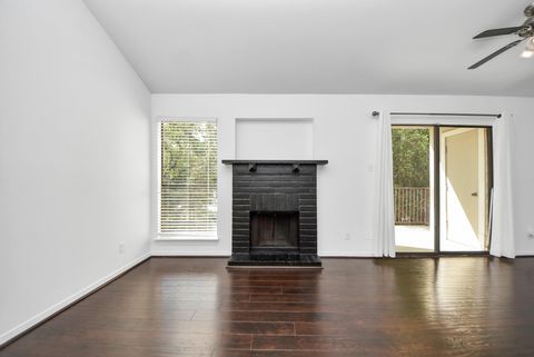 3500 Tangle Brush Drive 8 Spring TX 77381