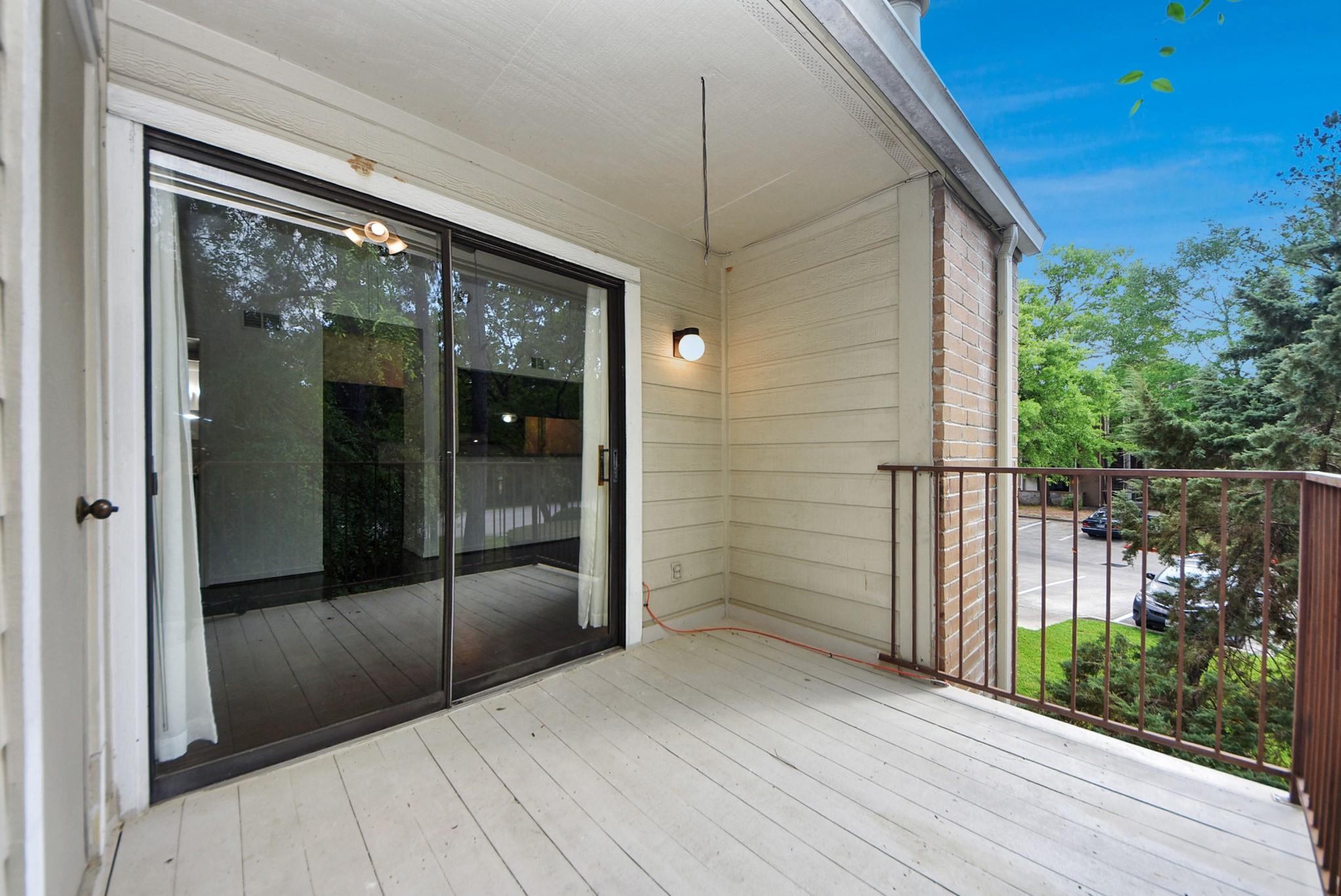 3500 Tangle Brush Drive 8