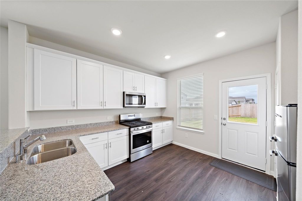 Photo of 6315 Lakeview Haven Drive, Houston, TX 77084 (MLS # 68360729)