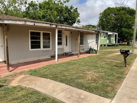 Homes For Sale - 1208 W 10th Street #1212<br/> Brazoria County, Freeport, TX 77541