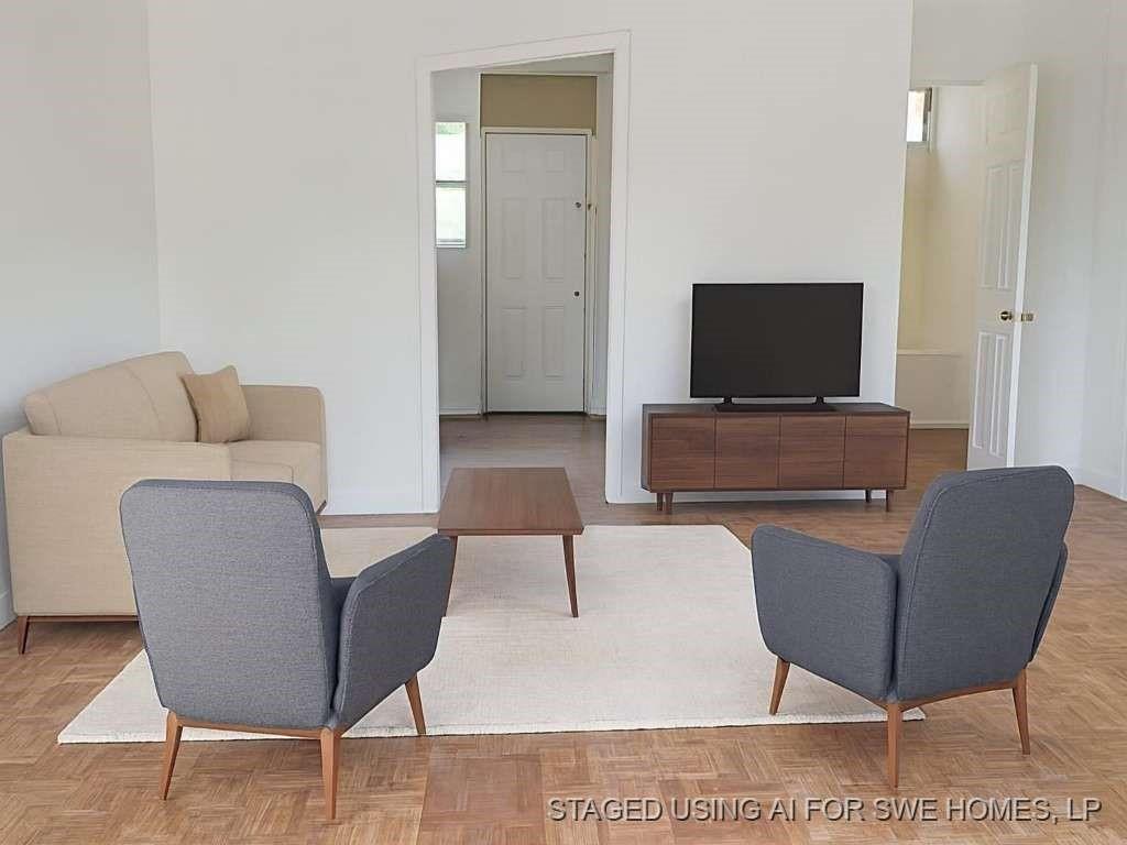 1208 W 10th Street 1212