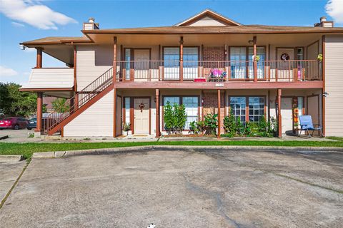 Photo of 11503 Nobility Drive #4 C, Houston, TX 77477 (MLS # 92441705)
