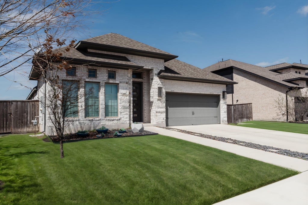 Photo of 16712 Rakesh Way, Manor, TX 78653 (MLS # 72392448)