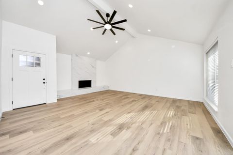 Photo of 3305 Avenue R, Rosenberg, TX 77471 (MLS # 21360262)