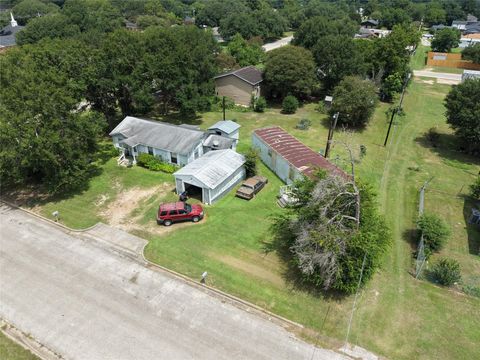Photo of 646 Baker St ST, Hempstead, TX 77445 (MLS # 11777990)
