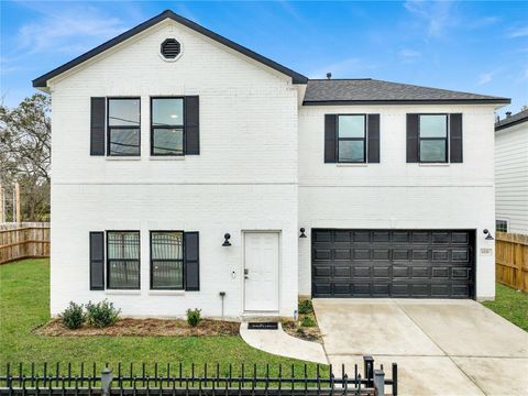 Photo of 6320 Laura Koppe Road, Houston, TX 77016 (MLS # 67157229)