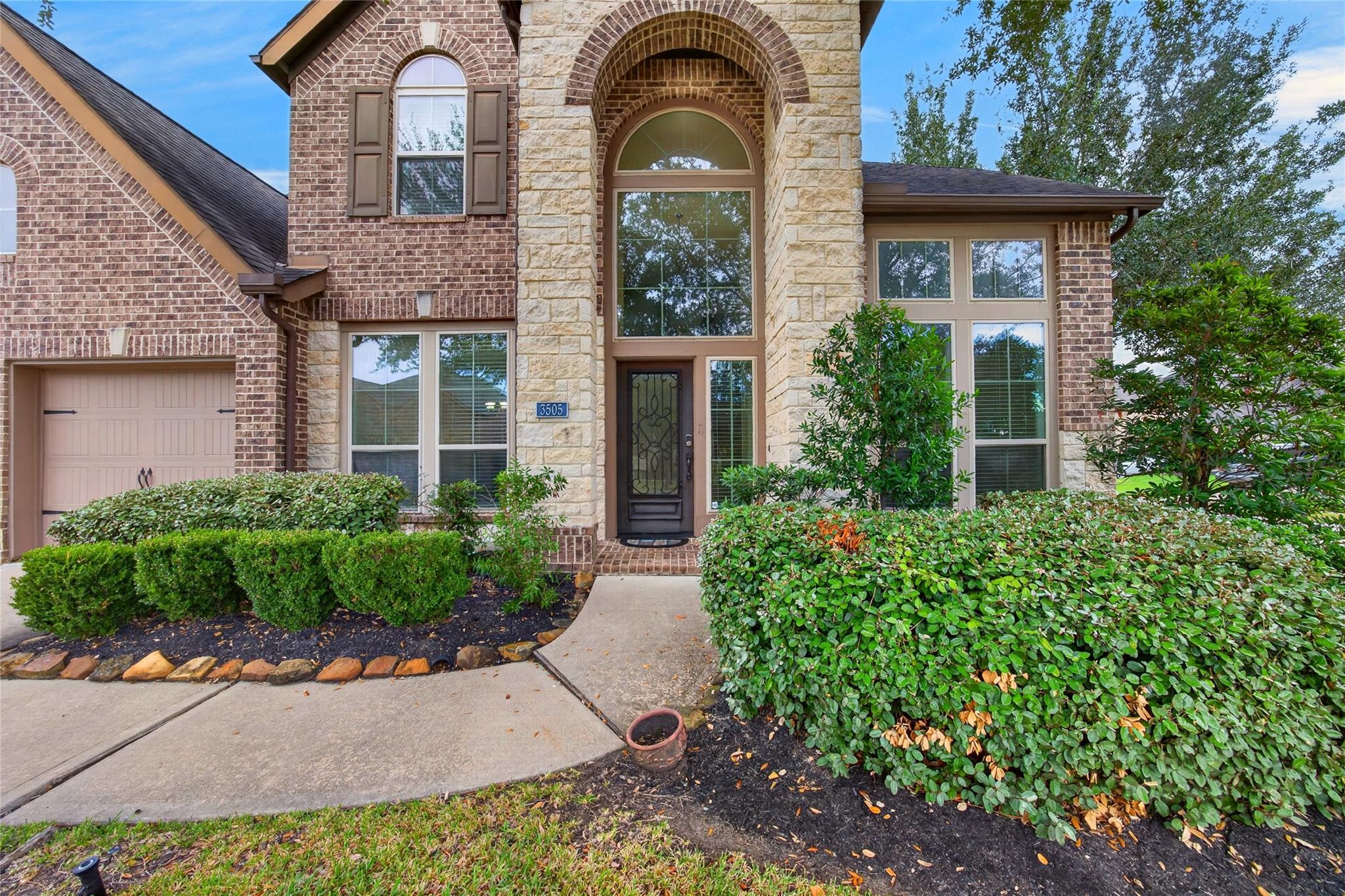 3505 Harvest Moon Lane