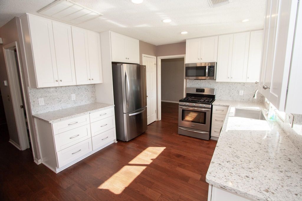 Photo of 3914 Ivywood Drive, Pearland, TX 77584 (MLS # 69221329)