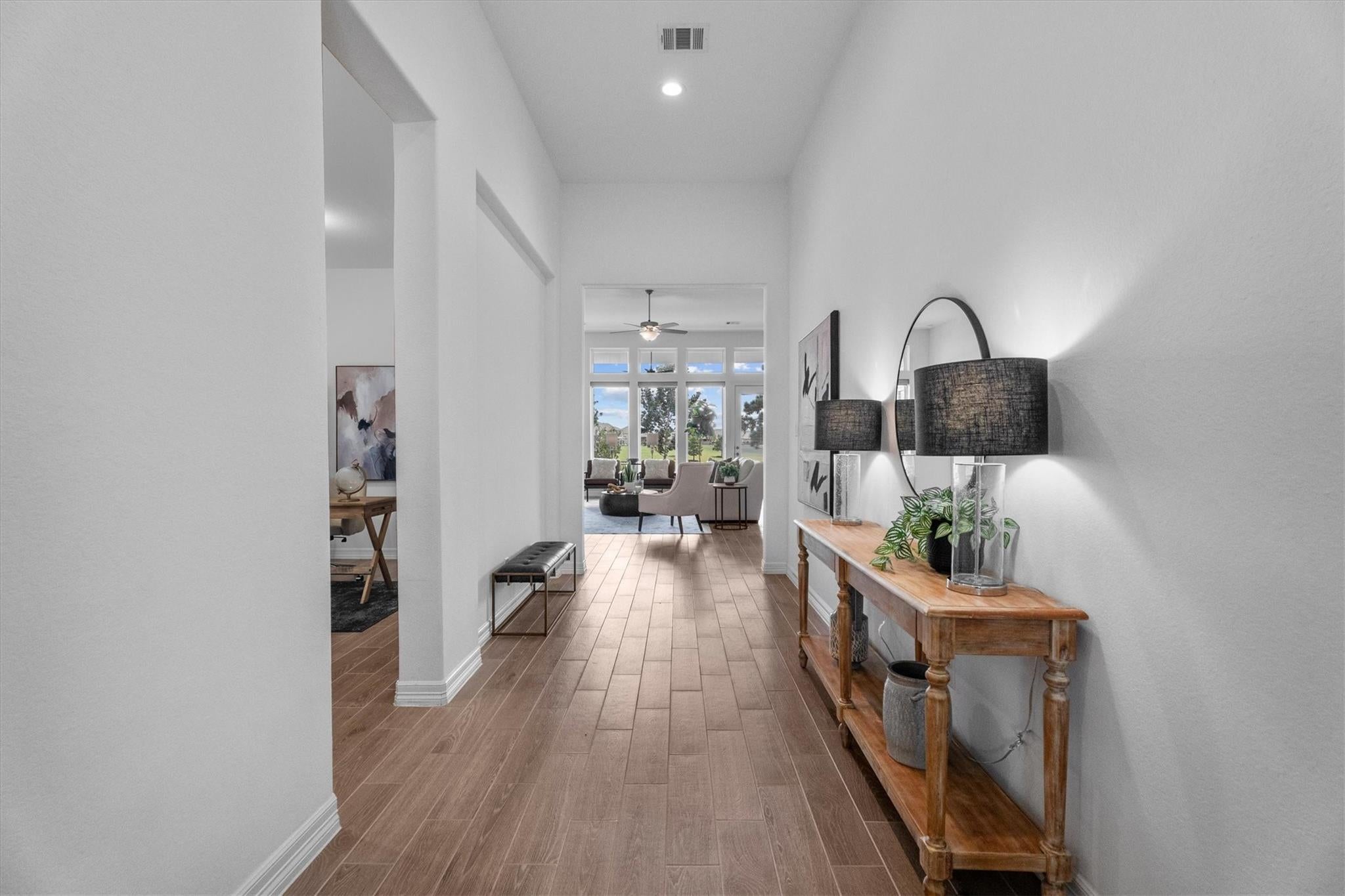 7335 Laguna Lake Drive