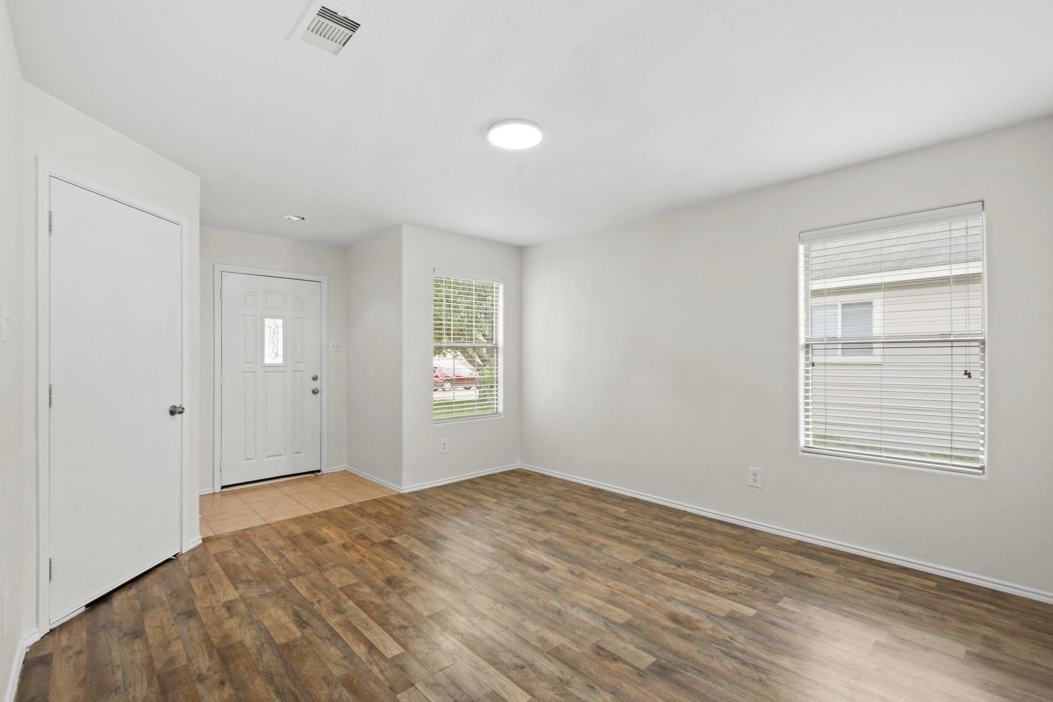7910 Buffalo View Lane