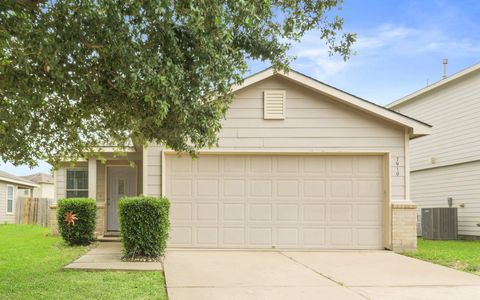 Photo of 7910 Buffalo View Lane, Cypress, TX 77433 (MLS # 32822157)