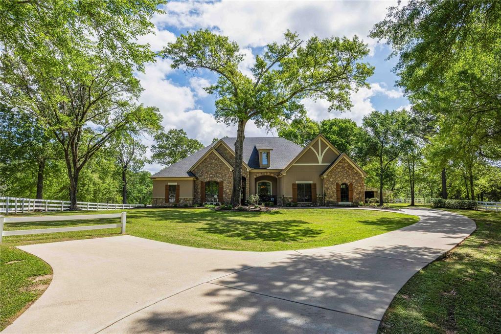 Photo of 1809 Saint Beulah Chapel Rd Road, Montgomery, TX 77316 (MLS # 19071756)