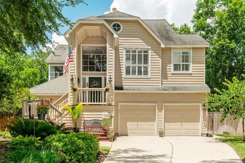 Photo of 11 Dovewing Place, Spring, TX 77382 (MLS # 23827148)