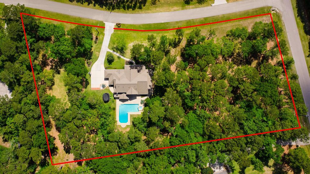 Photo of 10626 Crystal Cove Drive, Magnolia, TX 77354 (MLS # 18604448)