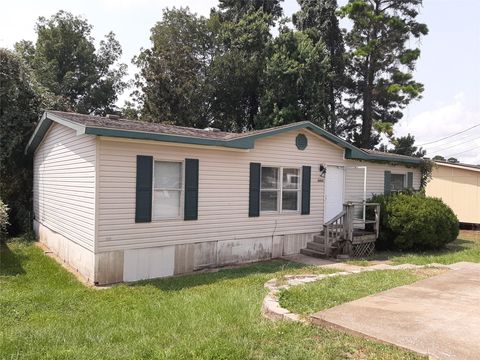 Photo of 16905 W Forrestal, Montgomery, TX 77316 (MLS # 52420450)